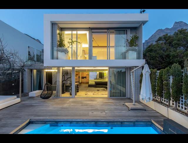 3 BEDROOM HOUSE TO LET IN CAMPS BAY